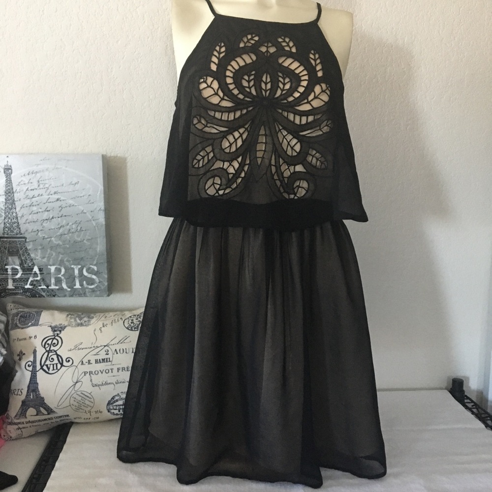 The Impecable Pig | Black Chiffon Dress, Medium - Picture 16 of 16